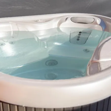 Kanne Te Water - Water View - Jacuzzi Apartmán *